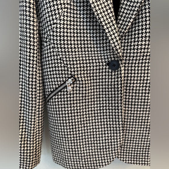 L'AGENCE Candra Zip Pocket Houndstooth Check Blazer - Picture 7 of 13